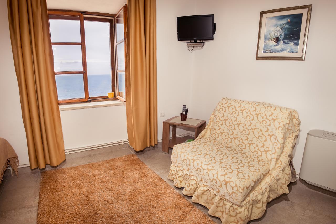 R-Club Old Town Apartments 부드바 외부 사진