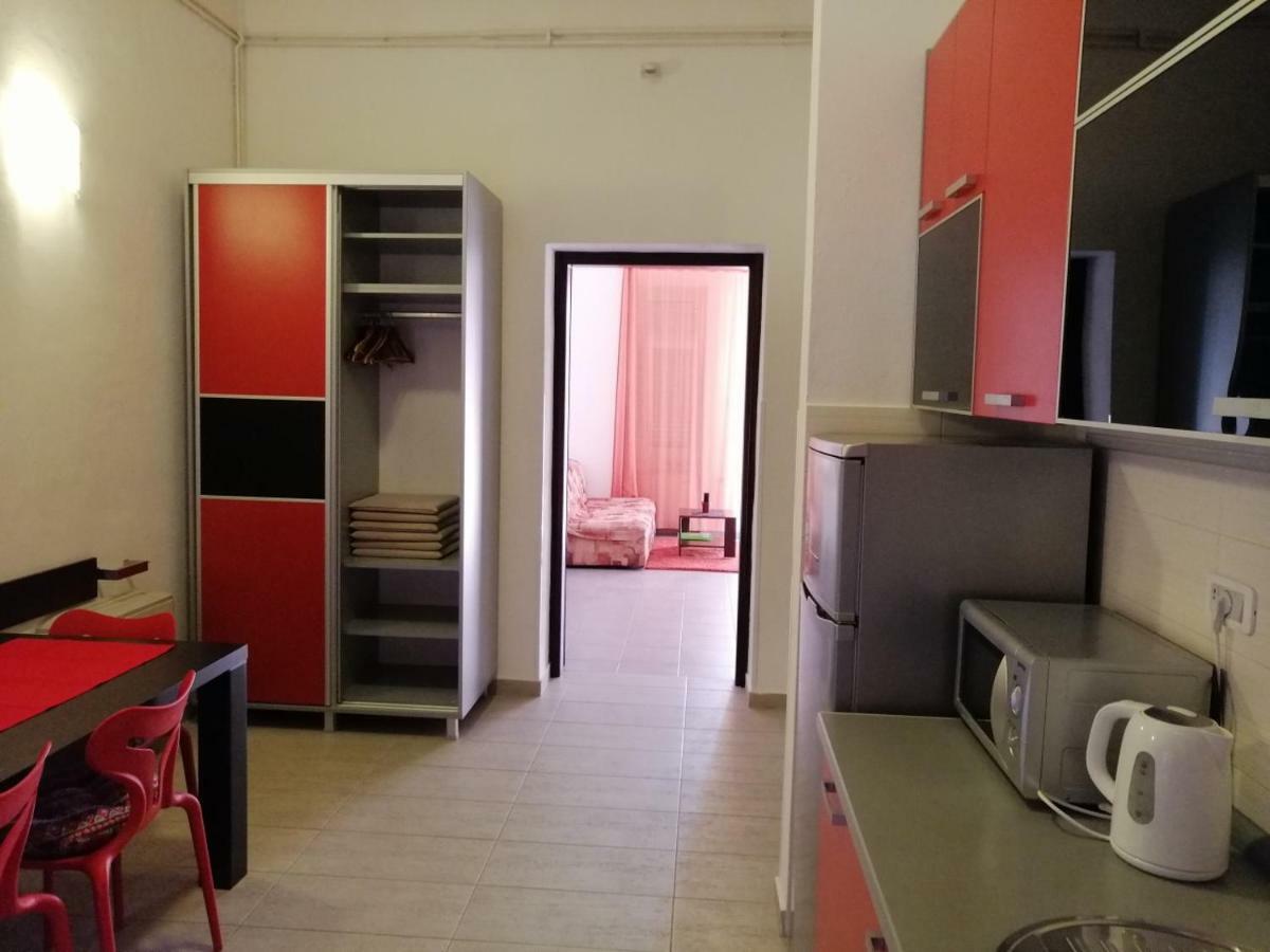 R-Club Old Town Apartments 부드바 외부 사진